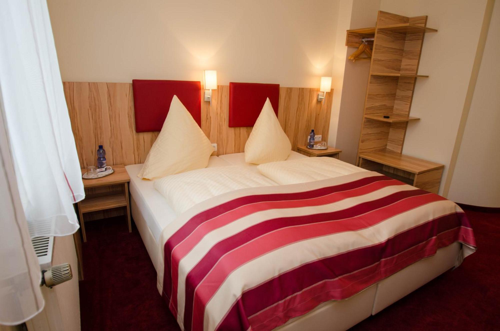Koenig Humbert Bed & Breakfast 2*